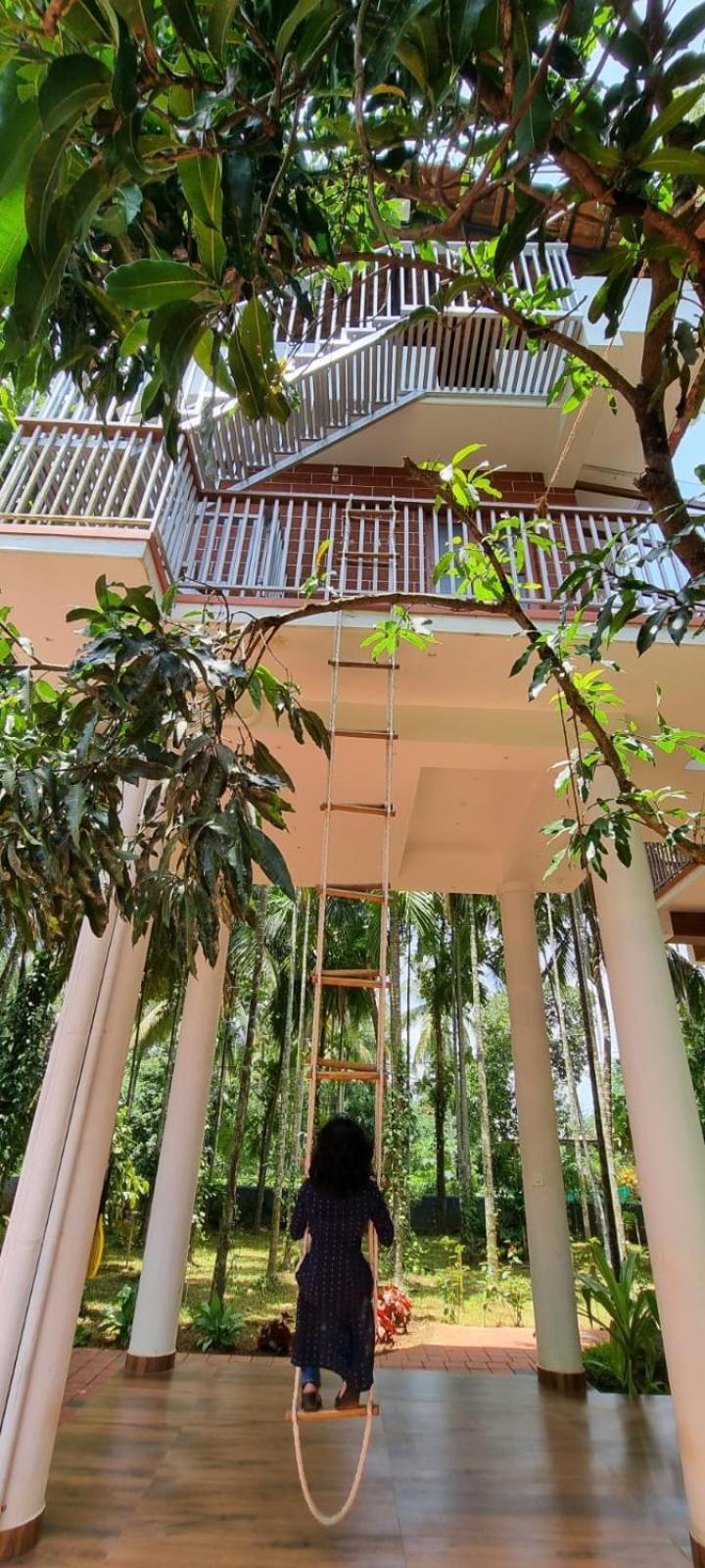 Serenity Villa And Treehouse Палакад Екстериор снимка