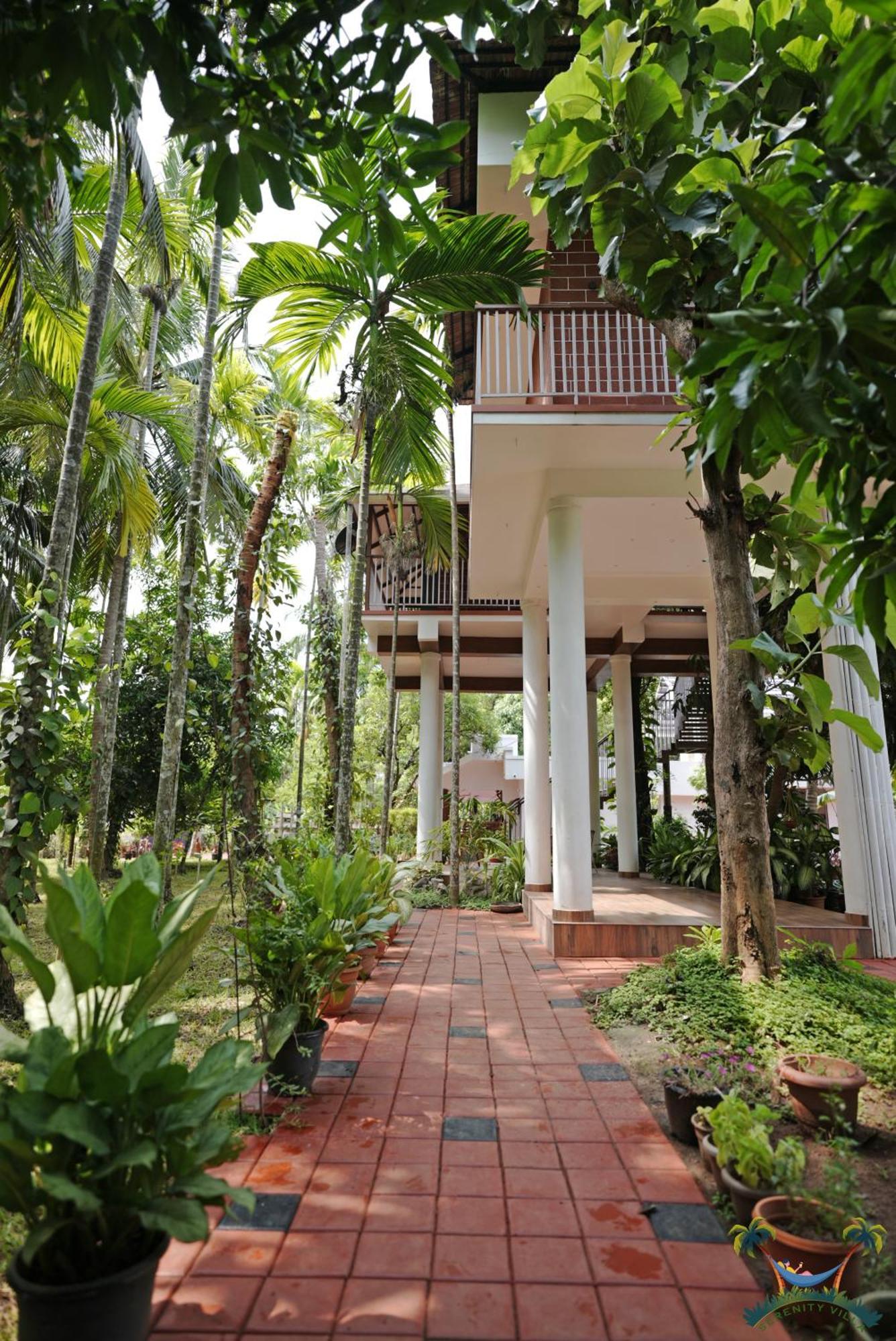 Serenity Villa And Treehouse Палакад Екстериор снимка